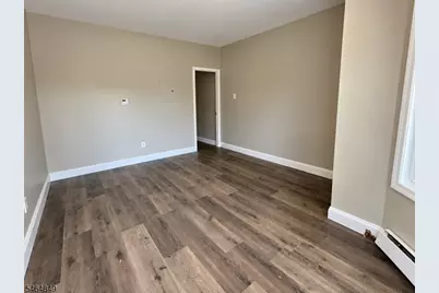 131 S 8th St #1, Newark, NJ 07107 - Photo 4