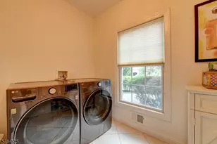 26 Liberty Ct, Fairfield, NJ 07004 - Photo 32