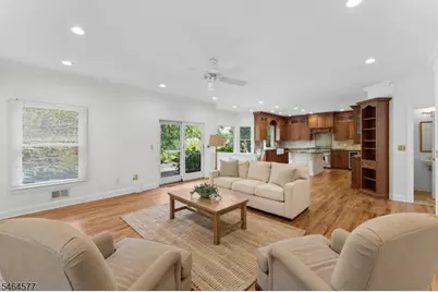 31 Old Farm Rd, Berkeley Heights Township, NJ 07922 - Photo 16
