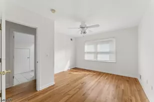 31 Old Farm Rd, Berkeley Heights Township, NJ 07922 - Photo 32
