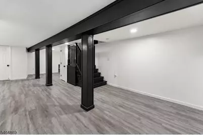 155 Augusta St, Irvington, NJ 07111 - Photo 14