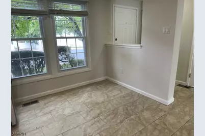 852 Valley St, Union Township, NJ 07088 - Photo 6