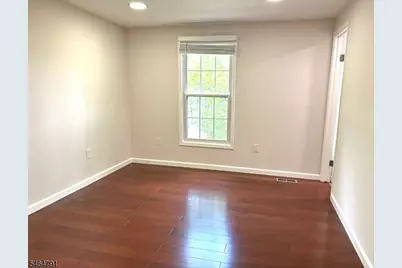 852 Valley St, Union Township, NJ 07088 - Photo 20
