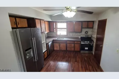 311 Rutherford Blvd, Clifton, NJ 07014 - Photo 6