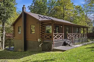 67 Seneca Lake Rd, Sparta Township, NJ 07871 - Photo 2