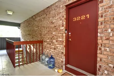3221 Hilltop Rd, Mahwah Twp., NJ 07430 - Photo 4