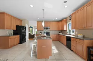 5 Mountain View Rd, Lopatcong Township, NJ 08865 - Photo 10
