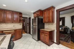 28 Prescott Ave, Clifton, NJ 07011 - Photo 8