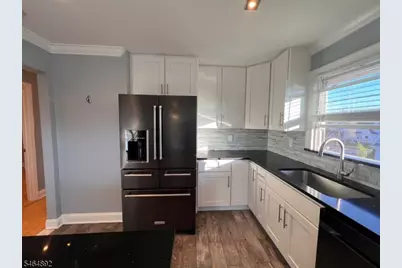 108 W Elm St #2, Linden, NJ 07036 - Photo 4
