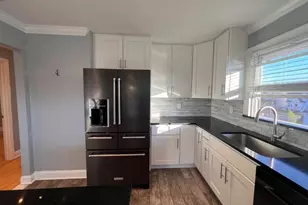 108 W Elm St, Linden, NJ 07036 - Photo 4