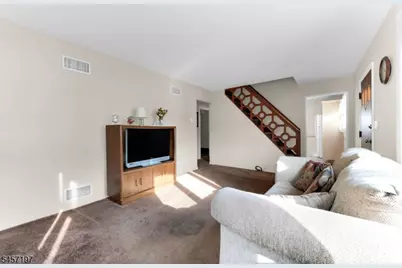 2747 Meister Ave, Union Township, NJ 07083 - Photo 4