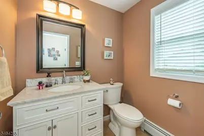 109 Chesapeake Ave, Parsippany, NJ 07034 - Photo 10