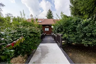 7 Sugar Loaf Ct #5, Vernon, NJ 07462 - Photo 1