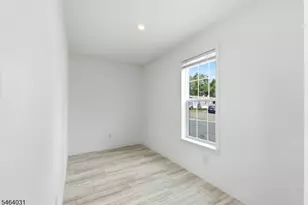 195 W Main St Unit, Chester, NJ 07930 - Photo 20