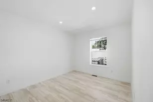 195 W Main St Unit, Chester, NJ 07930 - Photo 18