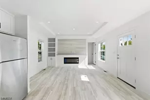 195 W Main St Unit, Chester, NJ 07930 - Photo 10