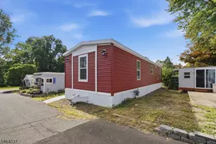 195 W Main St Unit, Chester, NJ 07930 - Photo 2