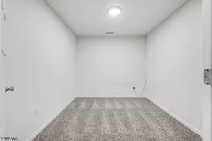 43 Albert Ct, Randolph Township, NJ 07869 - Photo 14