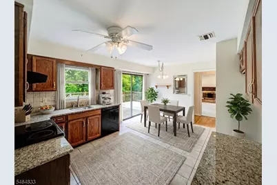8 Kerry Pl, Mount Olive, NJ 07836 - Photo 14
