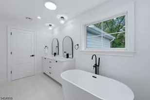 17 Blake Dr, Clark Township, NJ 07066 - Photo 32