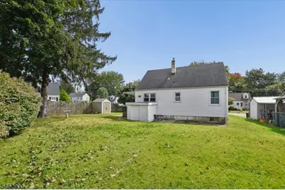 29 Gregory Dr, Roxbury Township, NJ 07847 - Photo 6