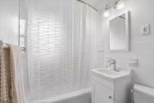 29 Gregory Dr, Roxbury Township, NJ 07847 - Photo 14