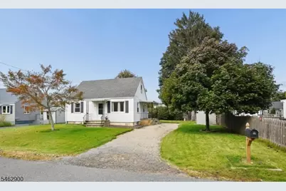 29 Gregory Dr, Roxbury Township, NJ 07847 - Photo 1