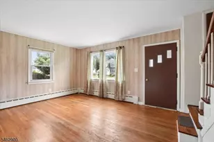 29 Gregory Dr, Roxbury Township, NJ 07847 - Photo 8