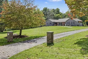 5 Alice Ct, Blairstown Township, NJ 07825 - Photo 2