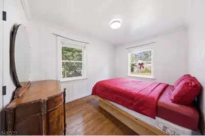 137 Lakeside Blvd, Hopatcong, NJ 07843 - Photo 14