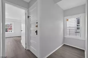 854 S 15th St, Newark, NJ 07108 - Photo 8