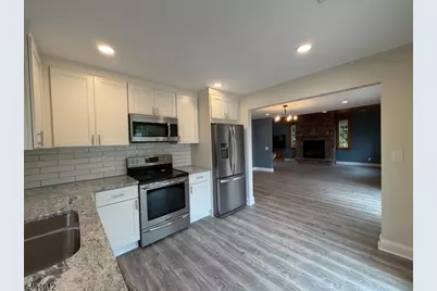 5 Benedict Dr, Jefferson Township, NJ 07849 - Photo 20