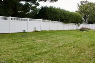 424 Lafayette Ave, Hawthorne, NJ 07506 - Photo 16