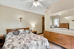 93 N Stoughton St, Bergenfield, NJ 07621 - Photo 30