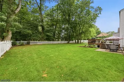 18 Druid Hill Dr, Parsippany, NJ 07054 - Photo 34