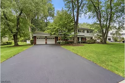 18 Druid Hill Dr, Parsippany, NJ 07054 - Photo 1