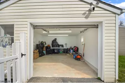 1519 Washington Ave, Pompton Lakes, NJ 07442 - Photo 22