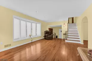 209 Cedar St, Cedar Grove, NJ 07009 - Photo 6