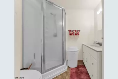 209 Cedar St, Cedar Grove, NJ 07009 - Photo 32