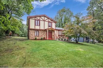 209 Cedar St, Cedar Grove, NJ 07009 - Photo 2