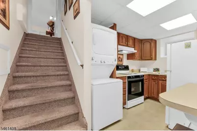 209 Cedar St, Cedar Grove, NJ 07009 - Photo 28