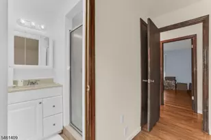 209 Cedar St, Cedar Grove, NJ 07009 - Photo 18