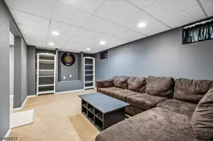 87 Webster Dr, Wayne Twp., NJ 07470 - Photo 22
