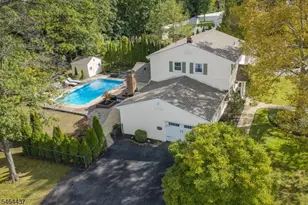 87 Webster Dr, Wayne Twp., NJ 07470 - Photo 4
