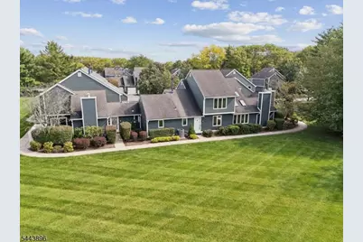 10 Village Dr, Bernards Township, NJ 07920 - Photo 32