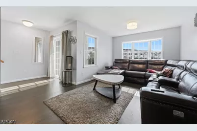 7 Harbor Front Ct. Unit C7, Elizabeth, NJ 07206 - Photo 4