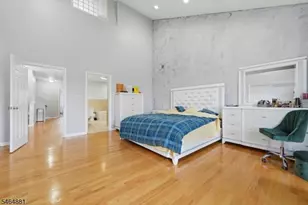 7 Harbor Front Ct, Elizabeth, NJ 07206 - Photo 12
