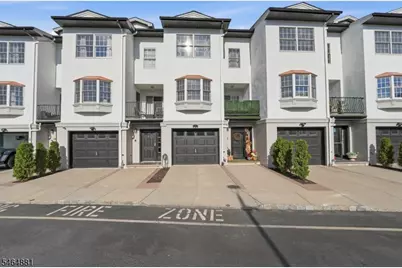 7 Harbor Front Ct. Unit C7, Elizabeth, NJ 07206 - Photo 2