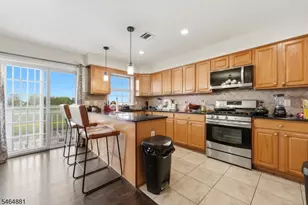 7 Harbor Front Ct, Elizabeth, NJ 07206 - Photo 8