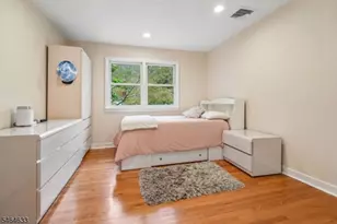 91 Ridge Dr, Livingston, NJ 07039 - Photo 18